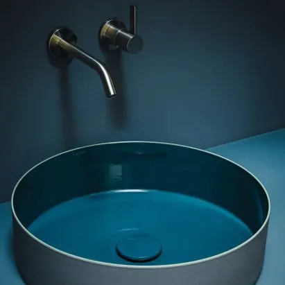Laufen introduceert Vitreon steel als nieuw materiaal voor wastafels