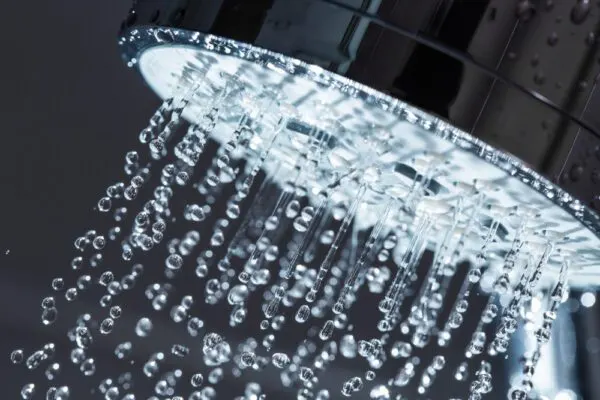 Langere douchebeurten zetten waterbesparing onder druk